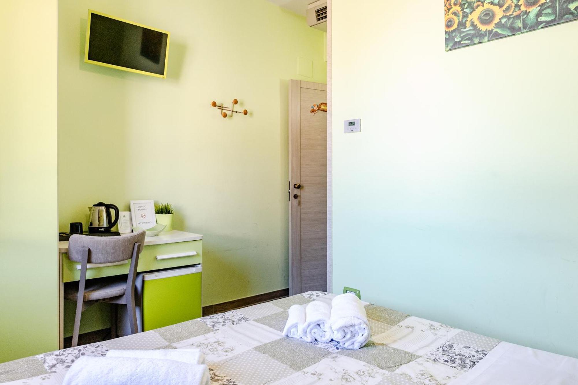 Domus Angeli Hotel Асизи Екстериор снимка
